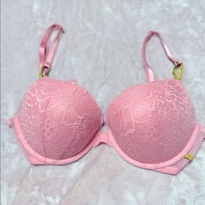 Victoria secret bra. Pink with green accents